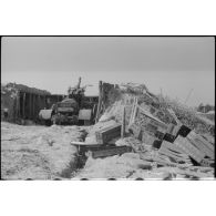 Position d'artillerie britannique abandonnée.