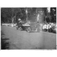 Défilé motorisé le 14 juillet 1946 à Saigon.