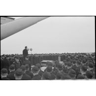Discours du commandant du Scharnhorst.