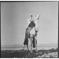 Ouargla. Portrait d'une autorité de la compagnie méhariste montée.
