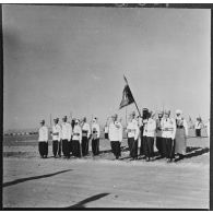 Ouargla. Echange d'étendard entre les compagnies méharistes de Mariksène et de Tinghert.