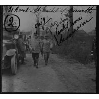 2 / 21 avril [1915]. S[ain]t Michel sur Meurthe. G[énér]al J[offre], G[énér]al Dubail com[mandan]t l'armée de Lorraine. [légende d'origine]
