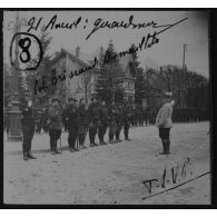 8 / 21 avril [1915]. Gerardmer. Col[onel] Brissaud-Desmaillets [sic]. T.S.V.P. [légende d'origine]