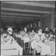 Ben-Aknoun. Ecole hôtelière. La salle à manger.