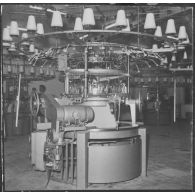 Relizane. Bonneterie d'Oued-Zina. Tricoteuses.