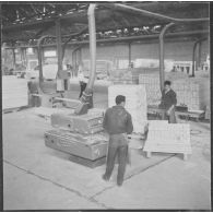 Sidi Chami. Menuiserie Lyon-Standard. Raboteuse.