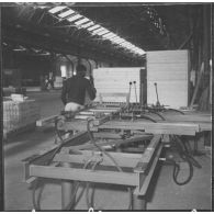 Sidi Chami. Menuiserie Lyon-Standard. Assemblages des fenêtres.