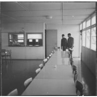 Clinchant. Centre de formation professionnelle agricole (CFPA). Le réfectoire.