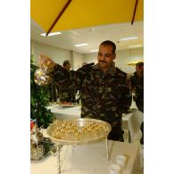 Coktail de la passation de commandement.