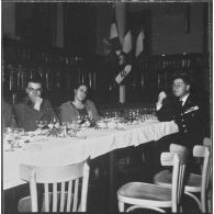 Alger. Square Bresson. Banquet de la Saint-Maixent dans la salle des maréchaux.