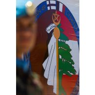 Détail de l'insigne de la mission Daman 49 armée par le 1er régiment de spahis (RS) à Deir Kifa, au Sud-Liban.