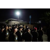 Rassemblement des bigors du 3e régiment d'artillerie de marine (RAMa) pour une cérémonie à Deir Kifa, au Sud-Liban.