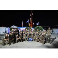 Rassemblement des bigors du 3e régiment d'artillerie de marine (RAMa) autour du colonel Christophe Maurin du 1er régiment de spahis (RS) pour une cérémonie à Deir Kifa, au Sud-Liban.