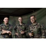 Portrait de bigors de la section sol-air très courte portée (SATCP) du 3e régiment d'artillerie de marine (RAMa) pour une cérémonie à Deir Kifa, au Sud-Liban.