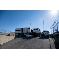 Vue du système de congtre-batterie radar (COBRA) déployé sur le camp de Nabatieh, au Sud-Liban.