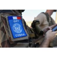 Patch d'épaule du système de contre-batterie radar (COBRA) sur le treillis d'un soldat à Nabatieh, au Sud-Liban.