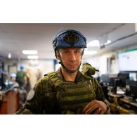 Portrait du capitaine finlandais Mikkonen, chef des communications (S6) au centre opérationnel de Deir Kifa, au Sud-Liban.