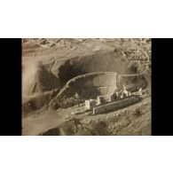 Fonds cinématographique de Pierre Marrel. Film « Hélicoptère sur Kerrata et B.O. Béni Ourtilane ».