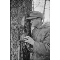 Un reporter de la Panzer Propaganda Kompanie 697.