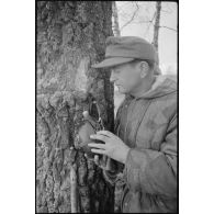 Un reporter de la Panzer Propaganda Kompanie 697.