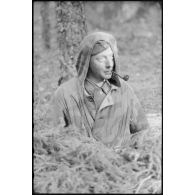 Au nord de Lepel, des fantassins allemands dans le cadre de l'opération Frühlingfest contre les partisans.