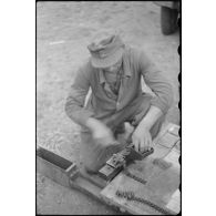 Alimentation en munitions pour les mitrailleuses.