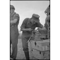 Alimentation en munitions pour les mitrailleuses.