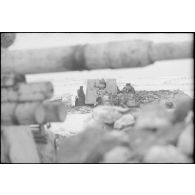 Une batterie de 8,8 cm Flak 36/37 est également présente pour la défense antichar notamment.