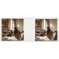 [Hôpital de Verdun : soldats blessés dans une chambre].