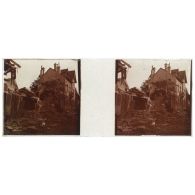 [Maison en ruine].<br>