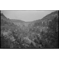 [Paysage de montagnes].