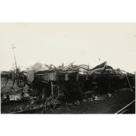 [Un train de l'Armée rouge détruit].