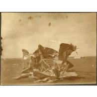 Archives photographiques de Maximilien Laurent (1896 - ?), artilleur puis observateur aérien pendant la première guerre mondiale. Album de 80 épreuves.