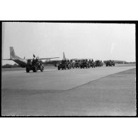 N'Djamena, cérémonie du 14 juillet (II° escadron du RICM). [légende d'origine]