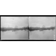 Pogny près de Châlons sur Marne. Exercices de pontonniers sur la Marne (janv. 1917). [légende d'origine]