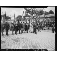 Portes-drapeaux lors de la cérémonie anniversaire de la bataille de Camerone, à la caserne Vienot de Sidi-Bel-Abbès.
