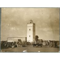 Chemaïa. Inauguration du minaret. Novembre 1944. [légende d'origine]