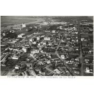 Port-Lyautey en 1936. Vue aérienne de la ville. [légende d'origine]