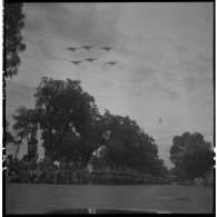 Défilé aérien du 14 juillet 1951 à Hanoï.