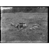 Belloy, cadavre d'un soldat allemand. [légende d'origine]