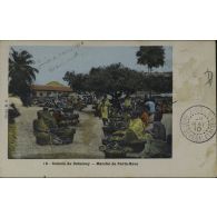 10 - Colonie du Dahomey - Marché de Porto-Novo. Cliché M. O. [légende d'origine]