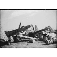 Epaves d'avions de transport allemands Junkers Ju-52 sur l'aérodrome d'El-Aouina de Tunis.