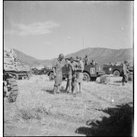 Spahis du 3e RSAR de la 3e DIA lors d'une manoeuvre dans la région de Batna.
