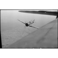 Chasseurs Curtiss H-75 Hawk (ou P-36) de l'école de l'Air de Marrakech lors d'un vol d'instruction.