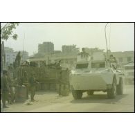 Convoi franchissant le dernier point de contrôle israélien au sud de Beyrouth.