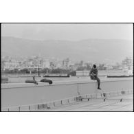 Sur le toit du poste Mouette, Beyrouth.