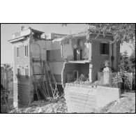 Dans le secteur de Monterotondo au nord-ouest de Rome, une maison détruite par les combats pour la prise du quartier général italien.