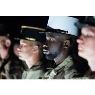 Rassemblement des légionnaires du 2e régiment étranger de génie (REG) pour une cérémonie à Gao, au Mali.