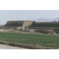 Remparts de la citadelle de Quala i Jangi près de Mazar e Charif.