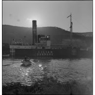 Le cargo danois Lilian, saisi et remis par la Royal Navy à la Marine nationale dans le port de Rouen.